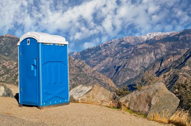 Best Porta potty delivery and setup  in Crow Agency, MT